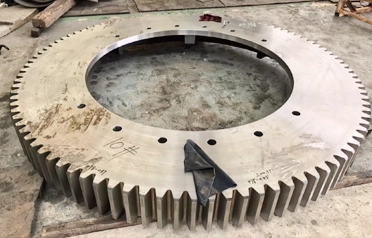 Waar vindt u een one-stop-service voor het op maat bewerken van grote tandringen en niet-standaard mechanische onderdelen op basis van uw tekeningen? Tangshan Yuexin Machinery biedt een betrouwbare oplossing.